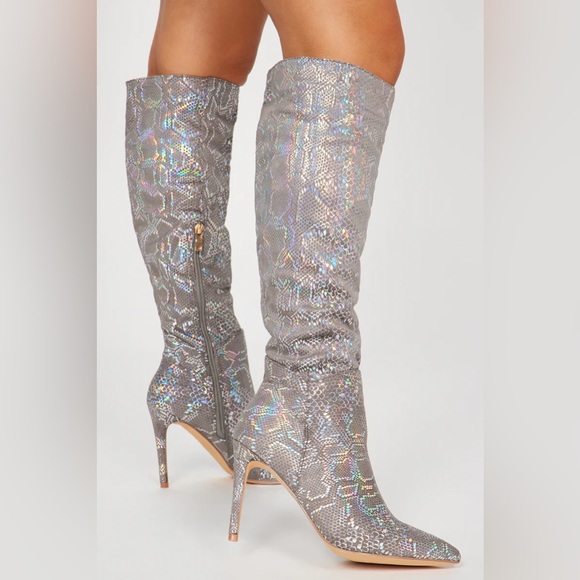 Brand new heel boots - Picture 2 of 3